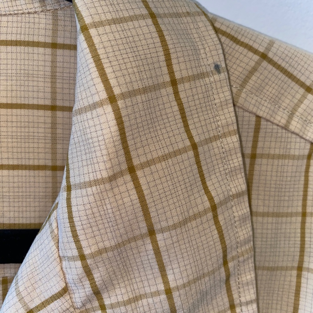 Good Used Condition Columbia plaid shirt - Picture 2 of 5